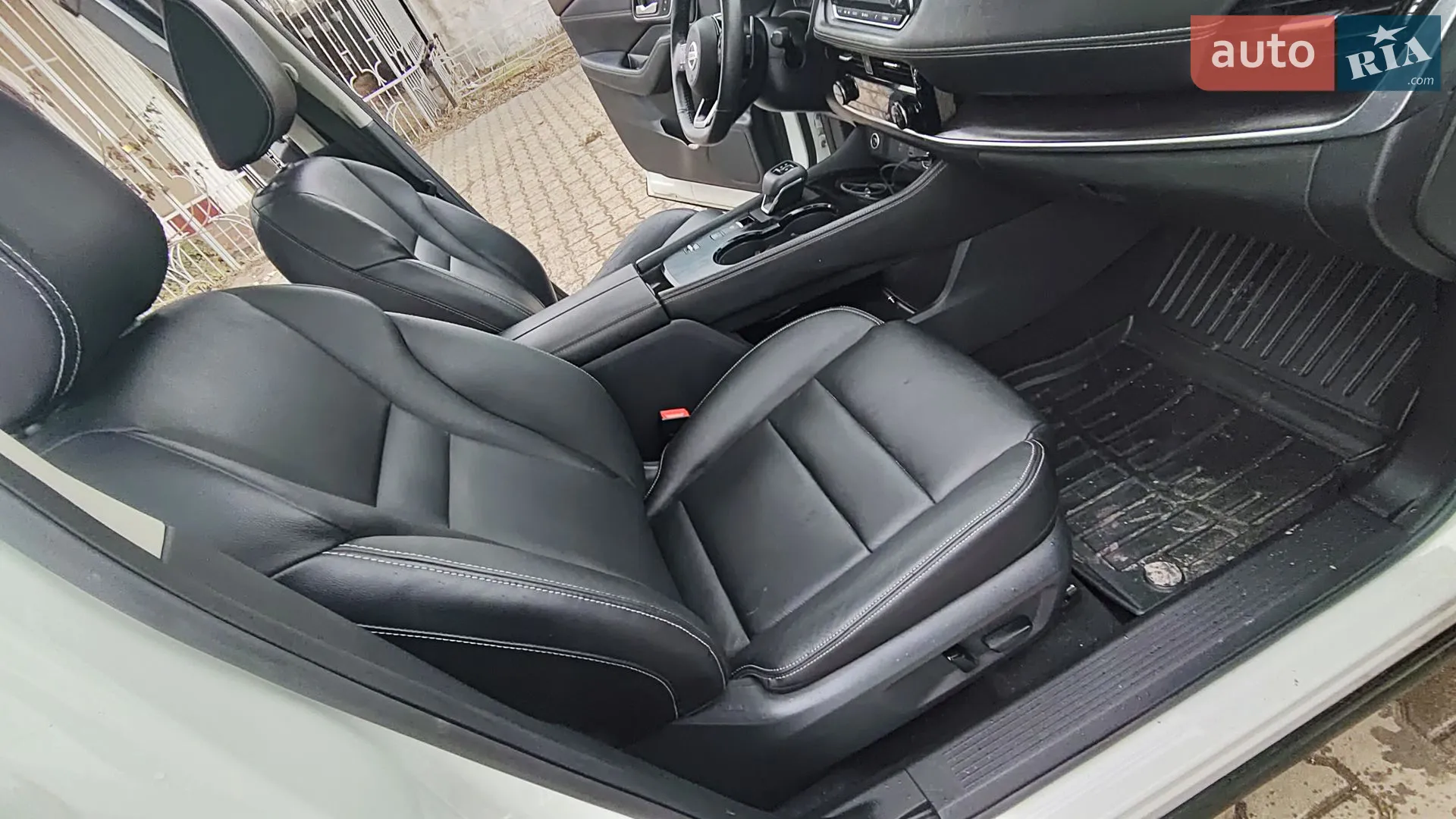 2020 Nissan Rogue - мініатюра 33