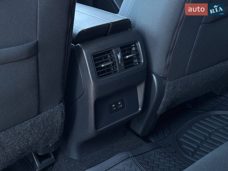 Внедорожник / Кроссовер Nissan Rogue 2021 в Ровно фото 45 Внедорожник / Кроссовер Nissan Rogue 2021 в Ровно