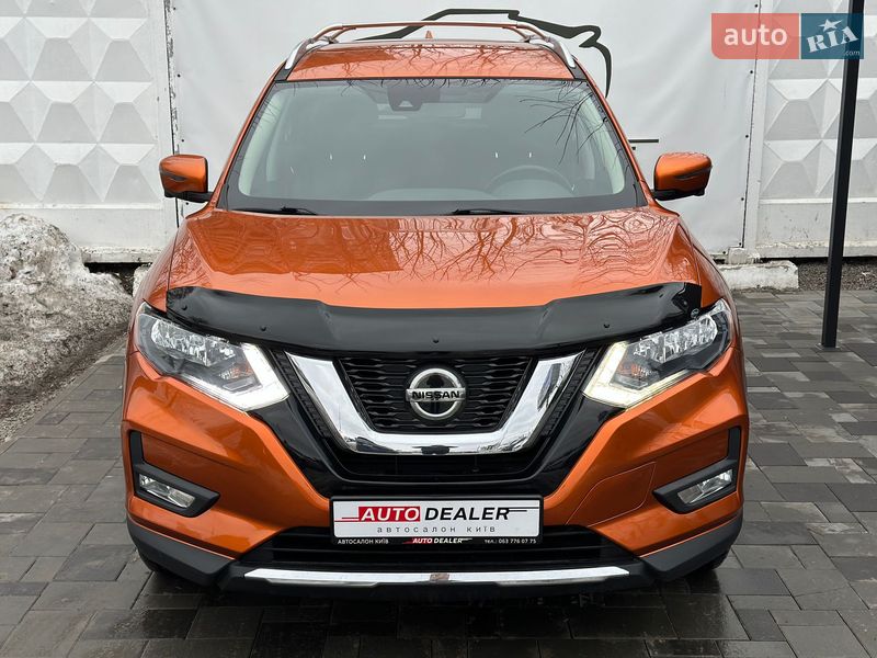 Внедорожник / Кроссовер Nissan Rogue 2019 в Киеве
