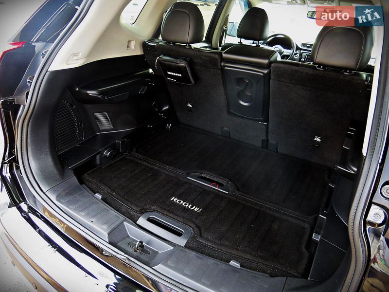 Внедорожник / Кроссовер Nissan Rogue 2019 в Черкассах