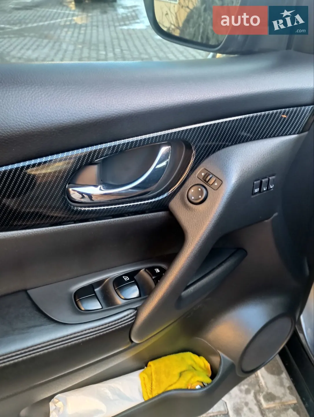 2017 Nissan Rogue - мініатюра 24