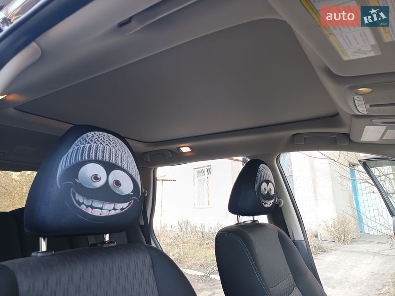 Внедорожник / Кроссовер Nissan Rogue 2019 в Киеве