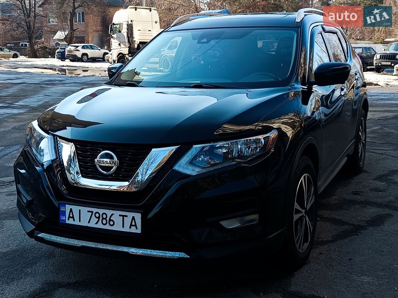 Внедорожник / Кроссовер Nissan Rogue 2019 в Киеве