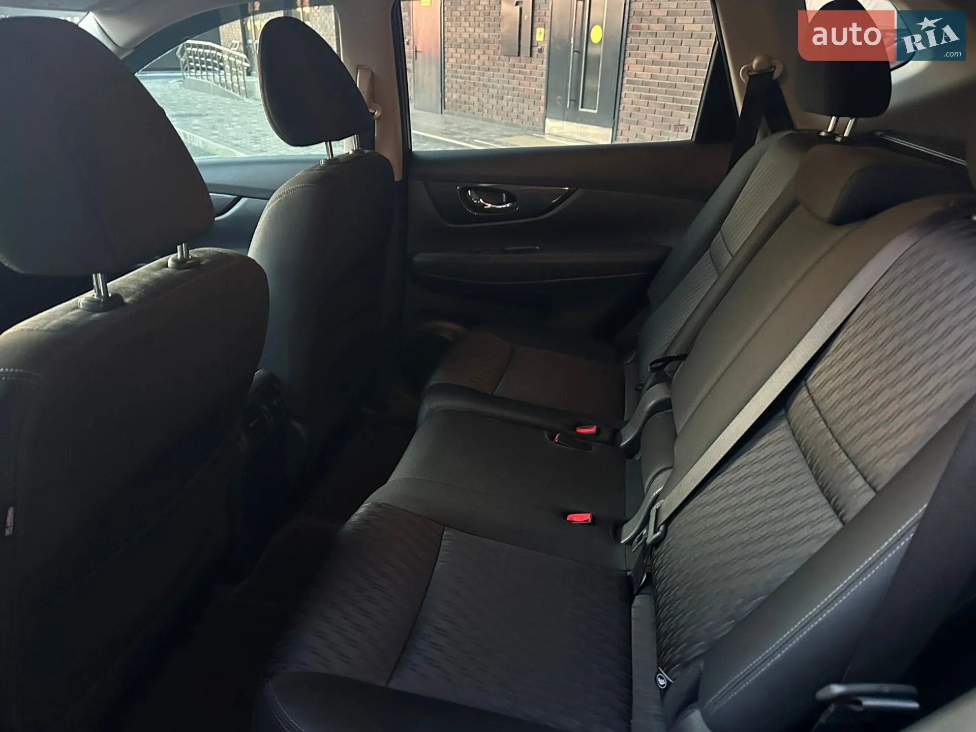 2017 Nissan Rogue - мініатюра 10
