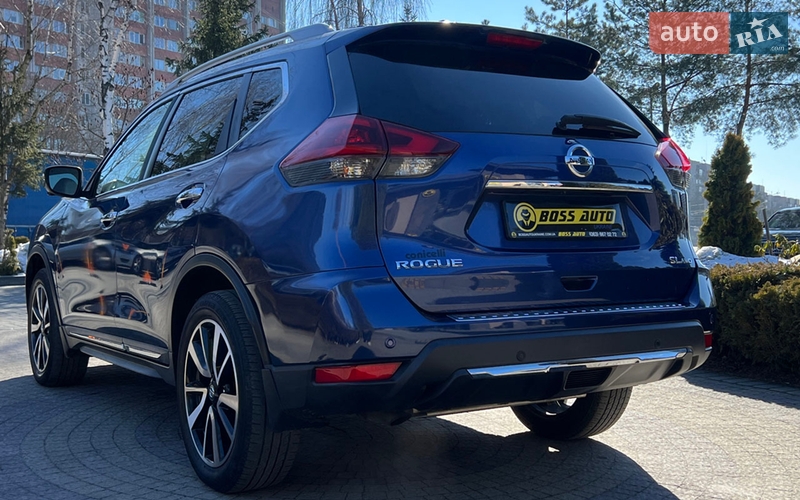 Внедорожник / Кроссовер Nissan Rogue 2018 в Львове