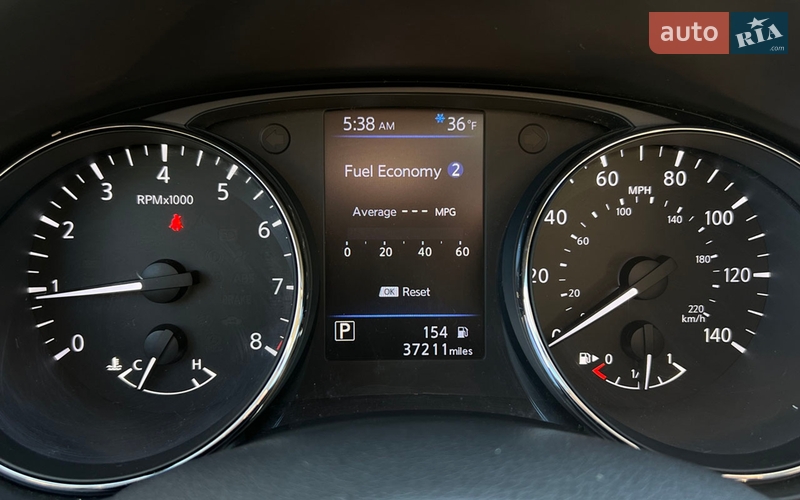 Внедорожник / Кроссовер Nissan Rogue 2018 в Львове