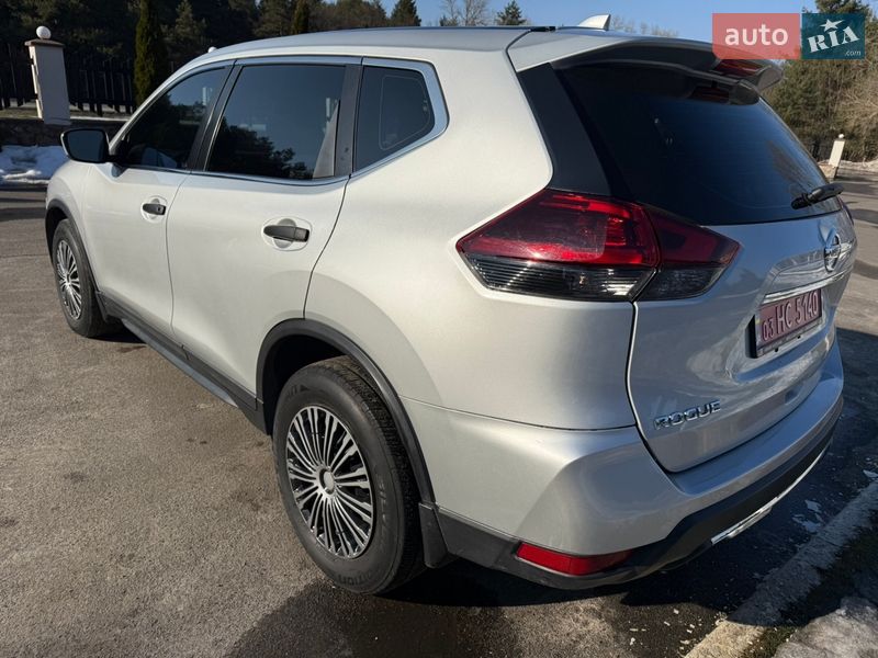 Внедорожник / Кроссовер Nissan Rogue 2019 в Киеве