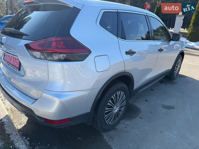 Внедорожник / Кроссовер Nissan Rogue 2019 в Киеве