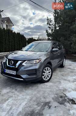 Позашляховик / Кросовер Nissan Rogue 2016 в Києві