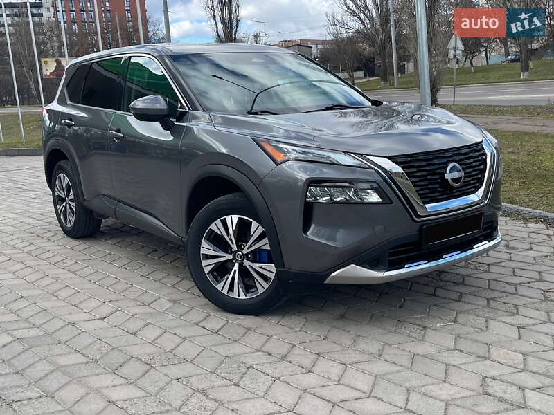Внедорожник / Кроссовер Nissan Rogue 2021 в Одессе