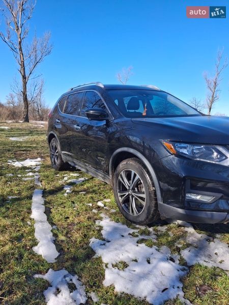 Внедорожник / Кроссовер Nissan Rogue 2018 в Киеве