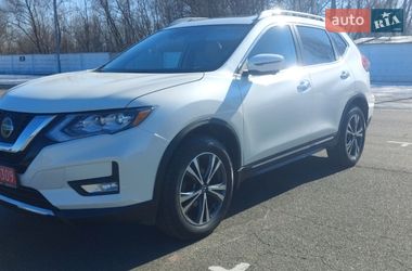 Внедорожник / Кроссовер Nissan Rogue 2018 в Киеве