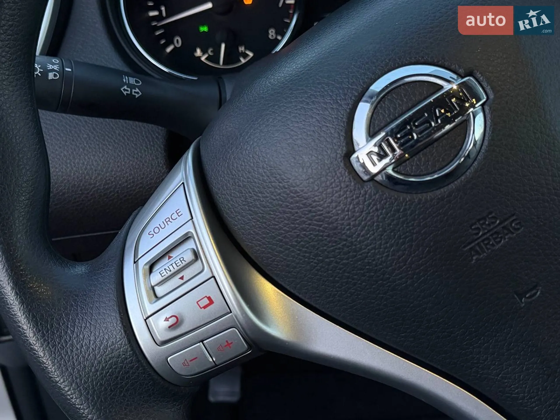 2015 Nissan Rogue - мініатюра 19