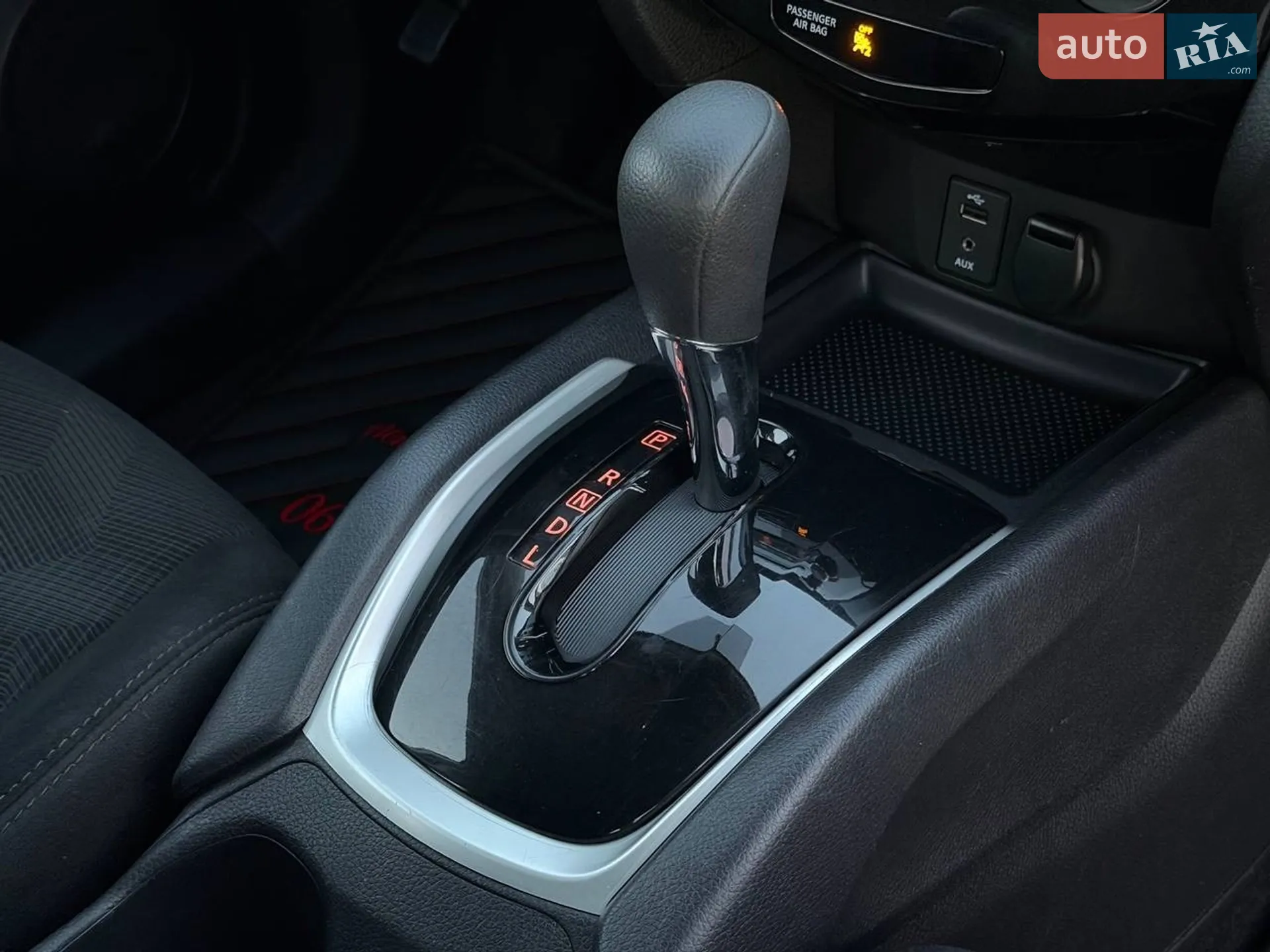 2015 Nissan Rogue - мініатюра 37