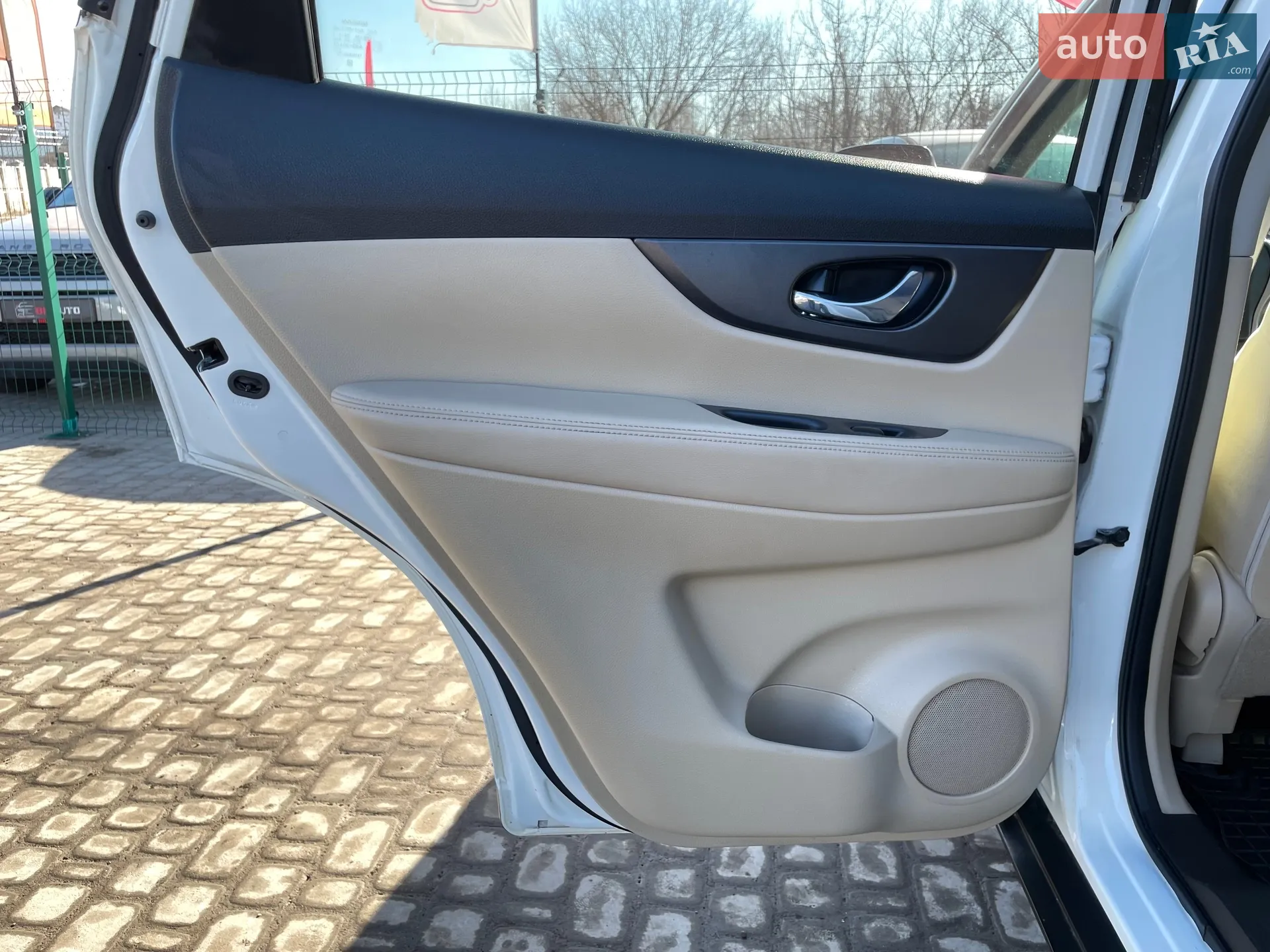 2016 Nissan Rogue - мініатюра 26