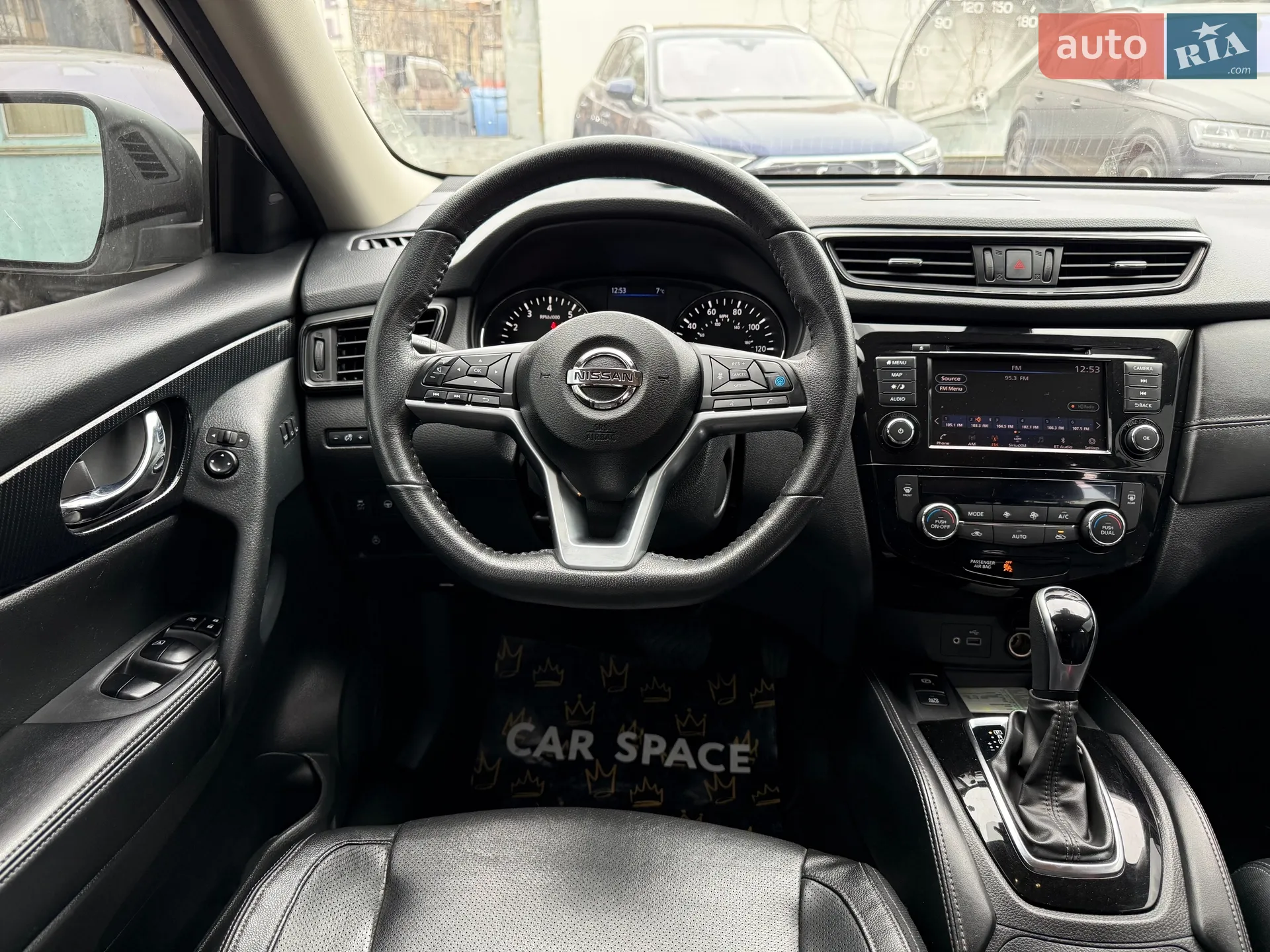 2019 Nissan Rogue - мініатюра 18