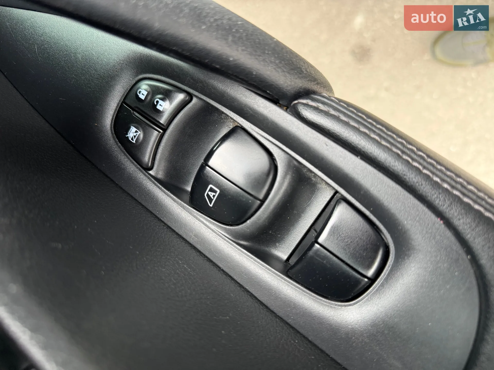 2019 Nissan Rogue - мініатюра 34