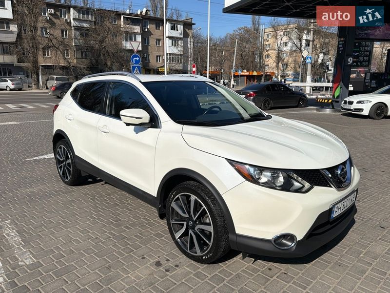 Внедорожник / Кроссовер Nissan Rogue 2017 в Одессе