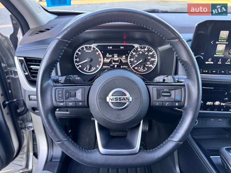 Внедорожник / Кроссовер Nissan Rogue 2021 в Киеве