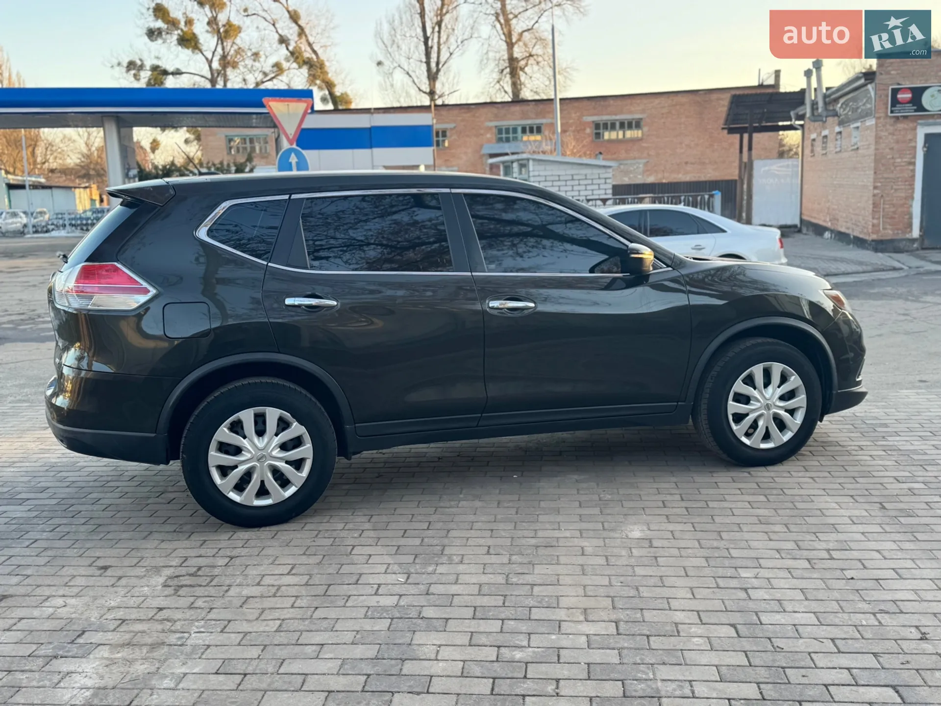 2015 Nissan Rogue - мініатюра 11