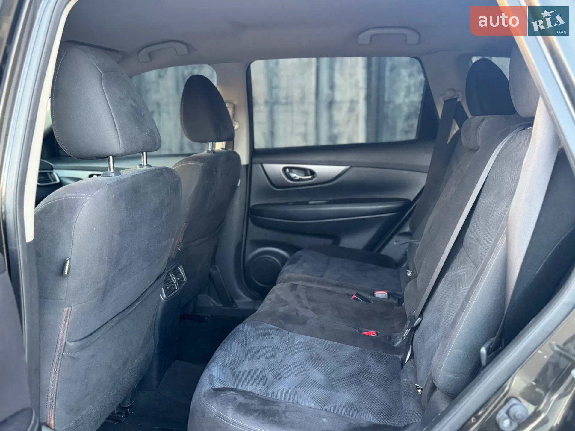 2015 Nissan Rogue - мініатюра 31