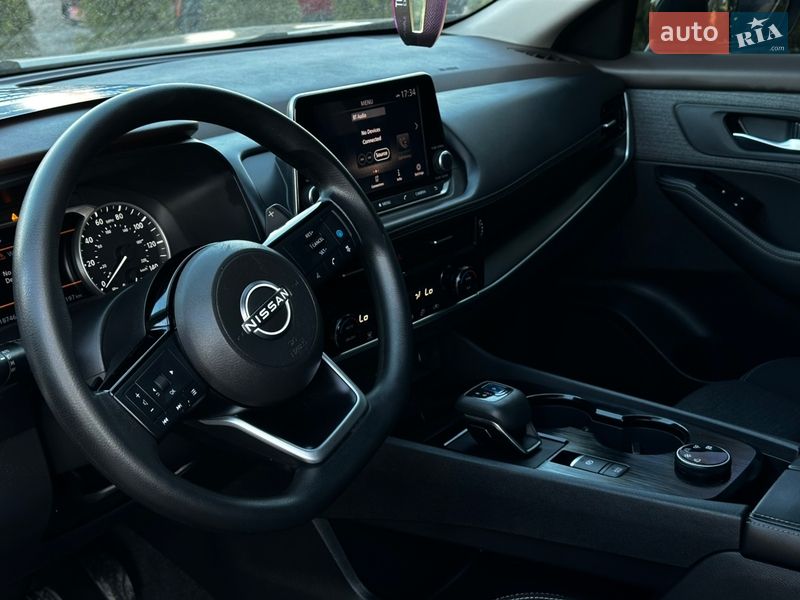 Внедорожник / Кроссовер Nissan Rogue 2022 в Львове