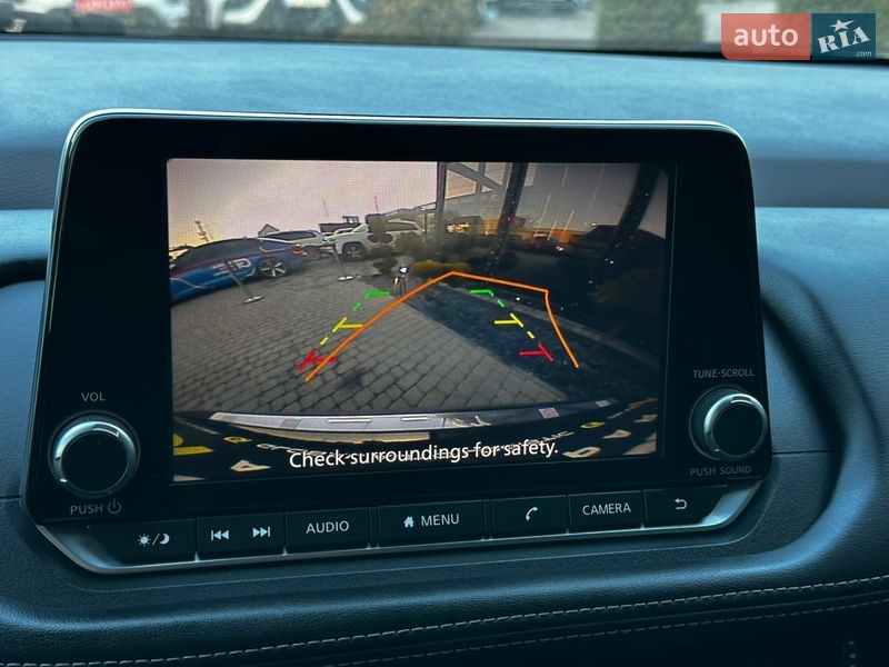 Внедорожник / Кроссовер Nissan Rogue 2022 в Львове