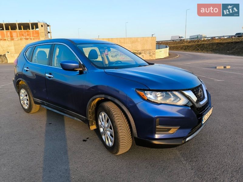 Внедорожник / Кроссовер Nissan Rogue 2018 в Львове