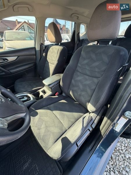 Внедорожник / Кроссовер Nissan Rogue 2016 в Ивано-Франковске