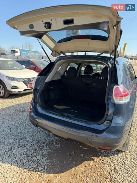 Внедорожник / Кроссовер Nissan Rogue 2016 в Ивано-Франковске
