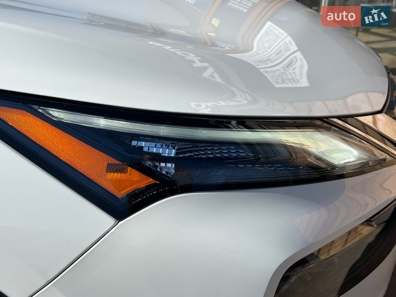 Внедорожник / Кроссовер Nissan Rogue 2023 в Житомире