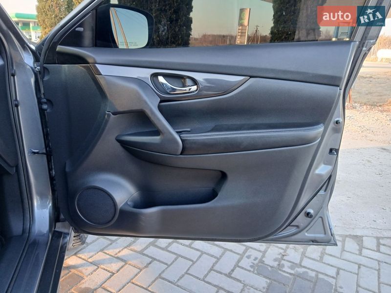 Внедорожник / Кроссовер Nissan Rogue 2018 в Кременце