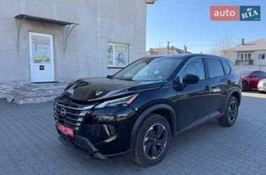 Внедорожник / Кроссовер Nissan Rogue 2024 в Луцке