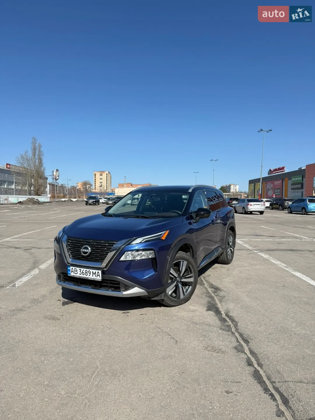 2023 Nissan Rogue - фото 1