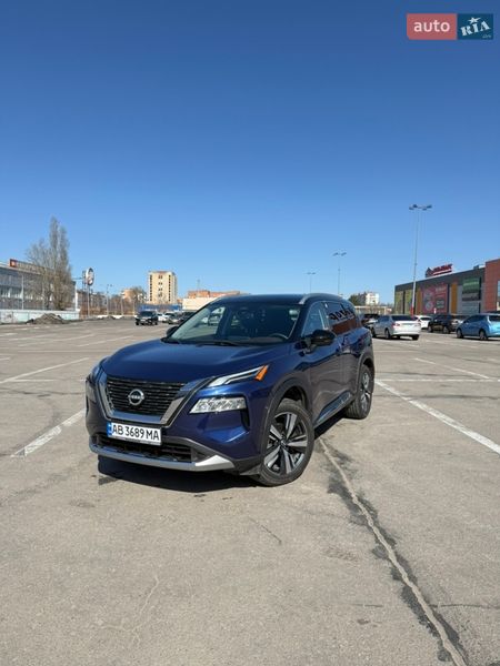 Внедорожник / Кроссовер Nissan Rogue 2023 в Полтаве