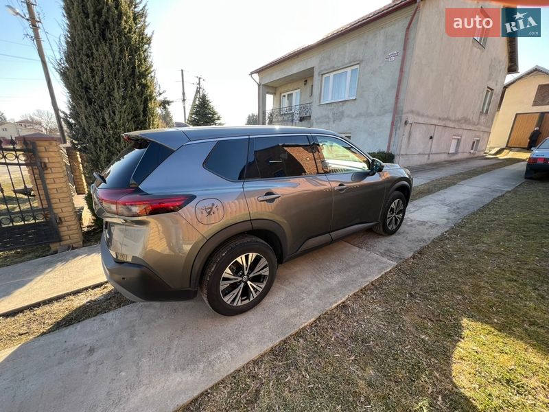 Внедорожник / Кроссовер Nissan Rogue 2021 в Козове