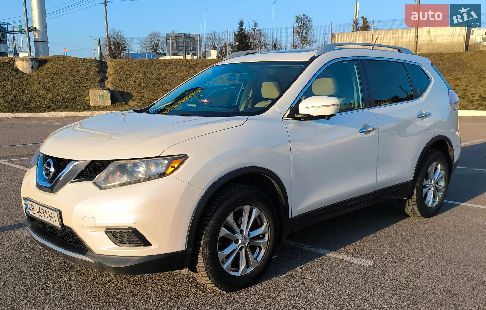 2014 Nissan Rogue - мініатюра 3