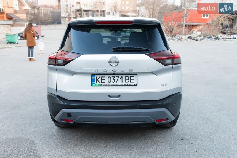 Позашляховик / Кросовер Nissan Rogue 2023 в Дніпрі