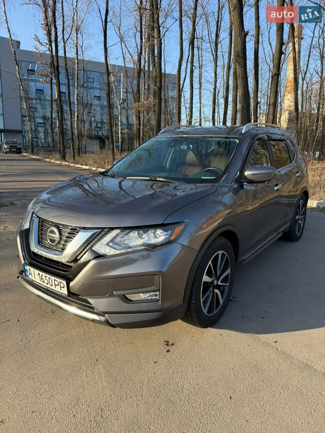 2019 Nissan Rogue - мініатюра 2