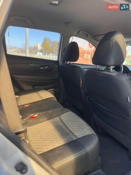 Внедорожник / Кроссовер Nissan Rogue 2017 в Лубнах