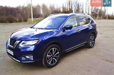 Позашляховик / Кросовер Nissan Rogue 2017 в Кривому Розі
