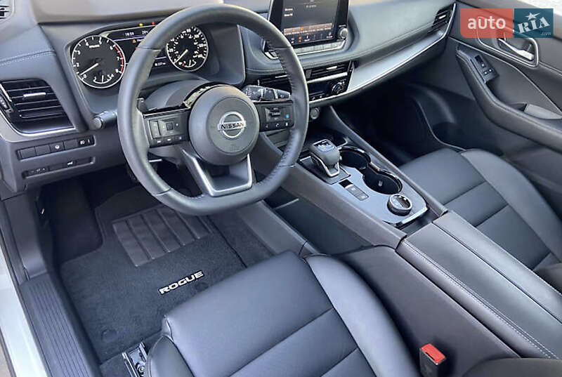 Внедорожник / Кроссовер Nissan Rogue 2021 в Виннице