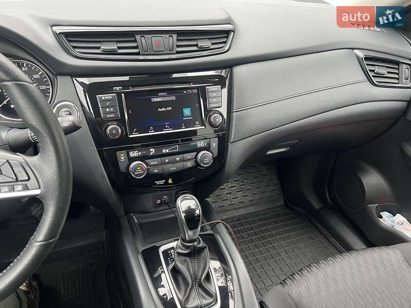 Позашляховик / Кросовер Nissan Rogue 2019 в Києві