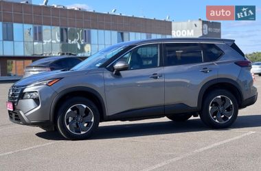 Позашляховик / Кросовер Nissan Rogue 2024 в Києві
