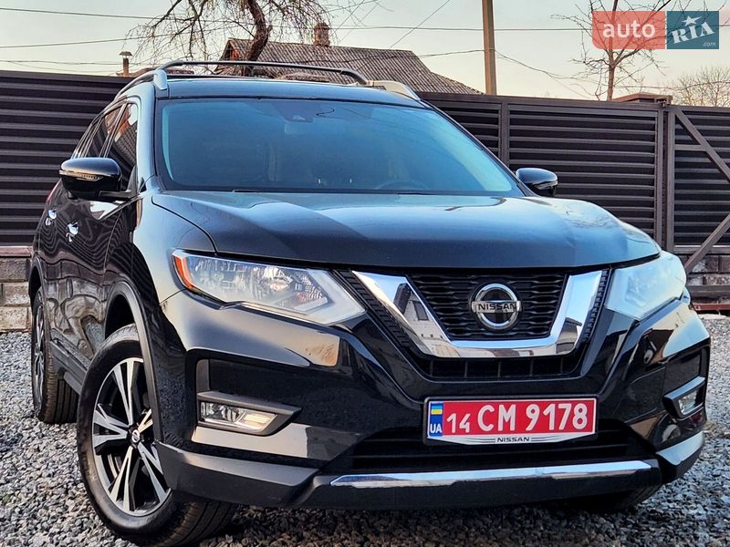Внедорожник / Кроссовер Nissan Rogue 2019 в Виннице