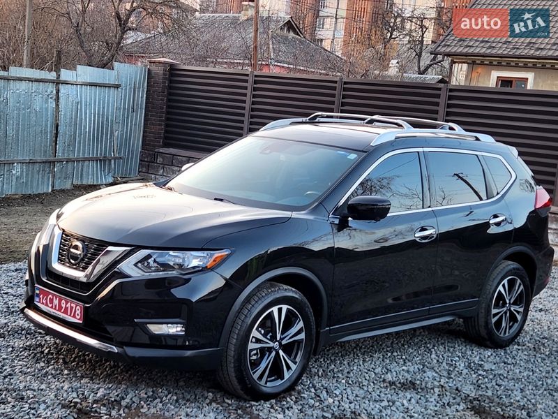 Внедорожник / Кроссовер Nissan Rogue 2019 в Виннице