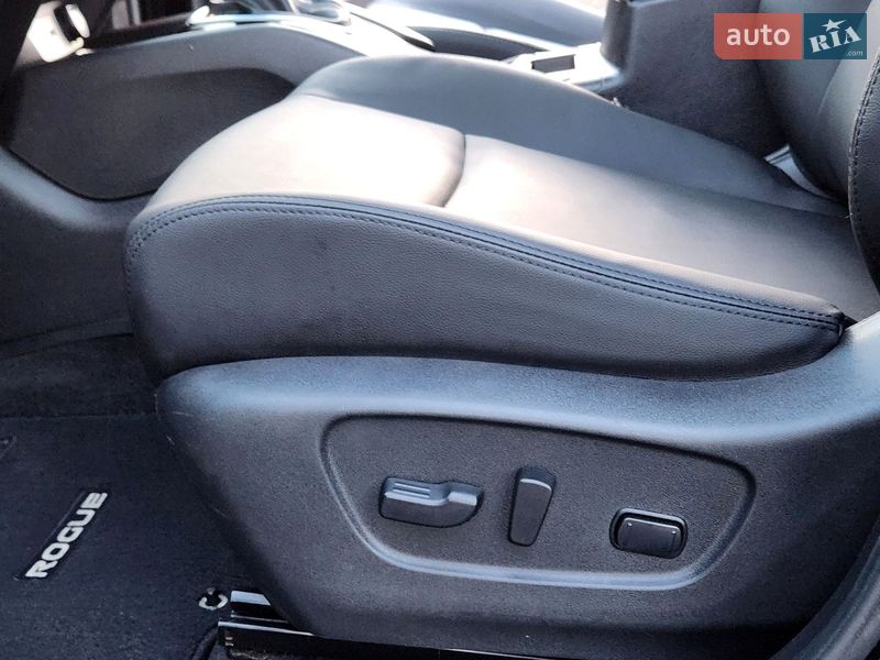 Внедорожник / Кроссовер Nissan Rogue 2019 в Виннице