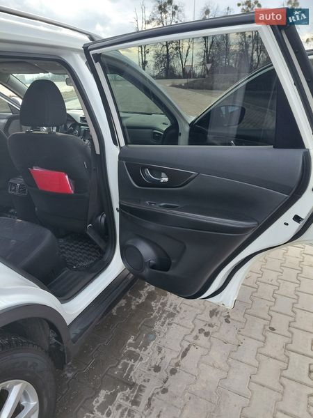 Внедорожник / Кроссовер Nissan Rogue 2018 в Тульчине