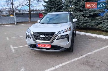 Внедорожник / Кроссовер Nissan Rogue 2023 в Броварах