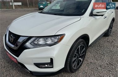 Позашляховик / Кросовер Nissan Rogue 2020 в Луцьку